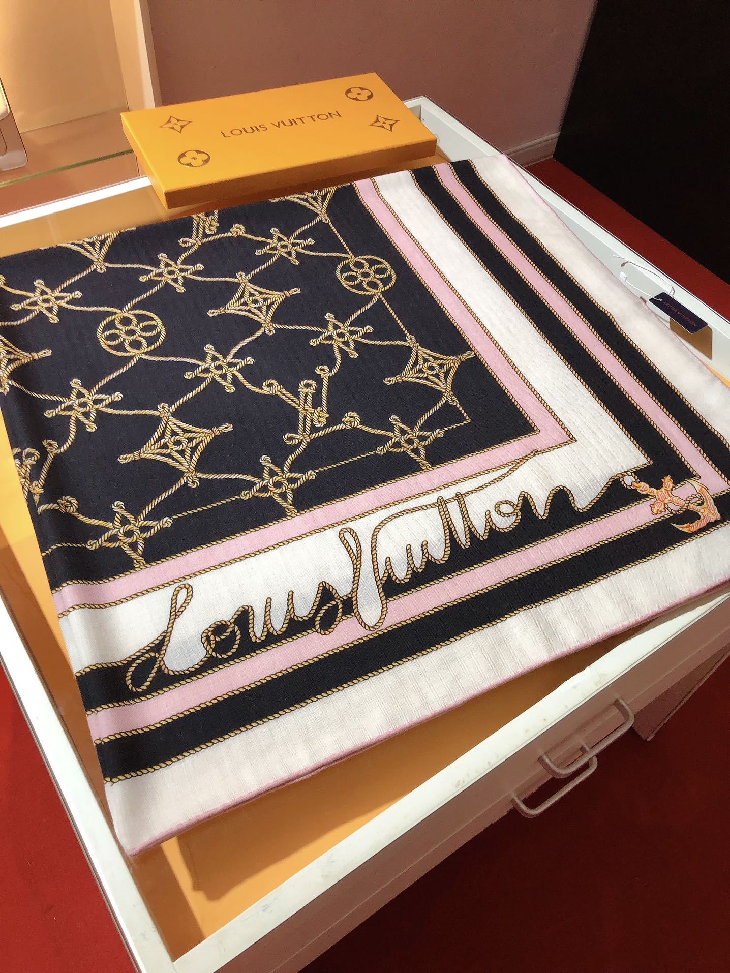 Louis Vuitton Scarf